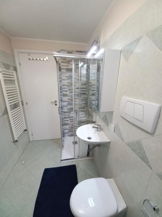 Vicolo 11 Apartman Calmasino Kültér fotó